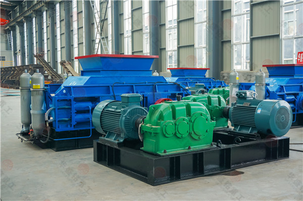 時產(chǎn)200噸的重晶石制砂機結構優(yōu)勢